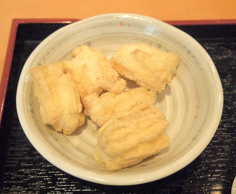東京都文京区関口１丁目にある喫茶店「玉露園喫茶室」お菓子