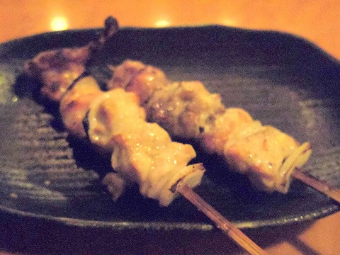 東京都文京区関口1丁目にある焼鳥、居酒屋「串焼き 竹屋」せせり 東京都文京区関口1丁目にある焼鳥、居酒屋「串焼き 竹屋」せせり