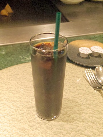 神奈川県川崎市川崎区砂子２丁目にある鉄板焼きの「Grill-Pan Zen 　グリルパンゼン」アイスコーヒー