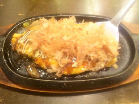 東京都練馬区豊玉北５丁目にある焼鳥、居酒屋の「日南市じとっこ組合 練馬店」とんぺい焼き