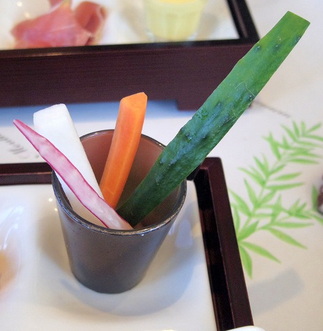 埼玉県埼玉県春日部市中央２丁目にあるイタリア料理のお店「イタリア食堂 テラ マーテル」本日のお楽しみ前菜9品盛り合わせ