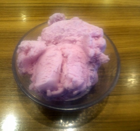 f:id:morigen1:20190724065347j:plain 埼玉県所沢市牛沼にあるビュッフェスタイルの焼肉店「すたみな太郎」ストロベリーアイスクリーム