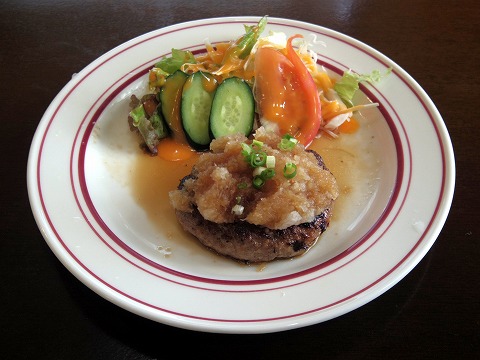 茨城県猿島郡境町大字長井戸にあるステーキ、ハンバーグの「ロッキー」和風ハンバーグセット