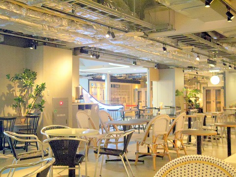 茨城県土浦市有明町にあるカフェ「SLOW JET COFFEE Cookie　スロー ジェット コーヒー クッキー」店内