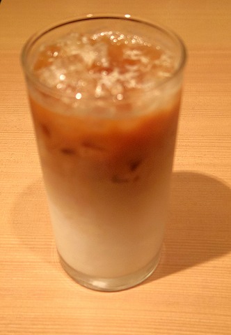 東京都台東区上野７丁目にあるカフェ「BECK’S COFFEE SHOP ベックスコーヒーショップ　上野常磐ホーム店」上野常磐ホーム店　モーニングプレート1、アイスカフェオーレで