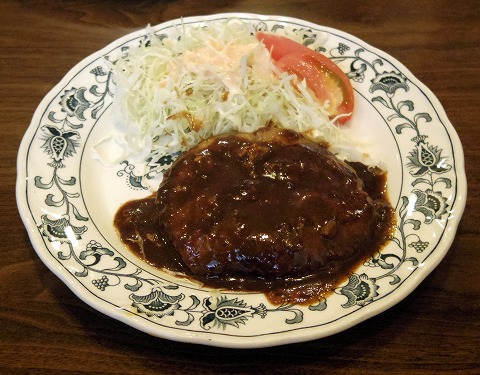 埼玉県春日部市浜川戸２丁目にある洋食店「レストランタイガー」ハンバーグのセット