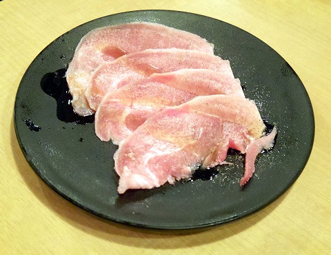 埼玉県ふじみ野市鶴ケ岡３丁目にある焼肉食べ放題のお店「焼肉きんぐ　ふじみ野店」きんぐコースの肉 