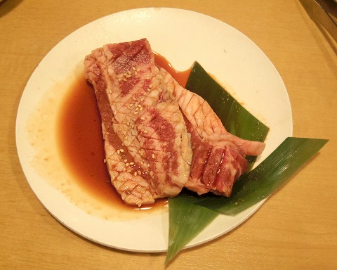 埼玉県ふじみ野市鶴ケ岡３丁目にある焼肉食べ放題のお店「焼肉きんぐ　ふじみ野店」きんぐコースの肉 