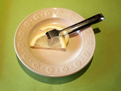 "埼玉県所沢市東狭山ケ丘１丁目にあるイタリアンの「レストランKMT」ホットレモンティー