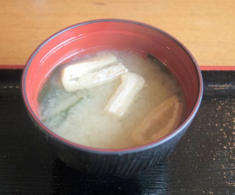 埼玉県春日部市栄町１丁目にある洋食店「とまと亭」カツ煮定食