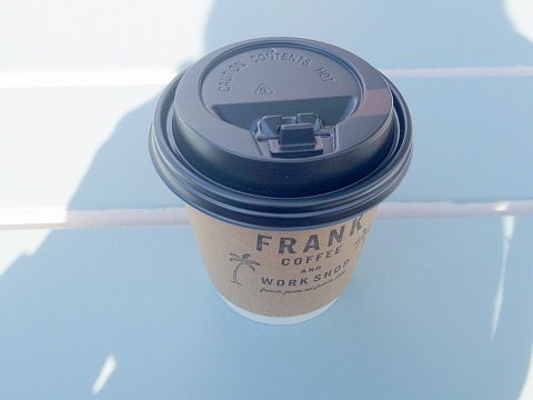 埼玉県川口市木曽呂にあるカフェ「フランクコーヒーアンドワークショップ　FRANK COFFEE and WORK SHOP」ホットカフェオーレ