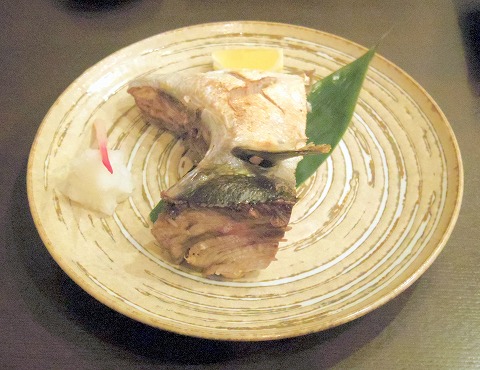 東京都板橋区成増２丁目にある居酒屋「海鮮居酒屋 竹心 成増本店」特大! !ブリカマの塩焼き（北海道）