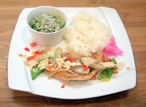 茨城県つくば市高見原１丁目にあるカフェ「marunacafe　まるなカフェ」マイルドジンジャーソースのポークソテー