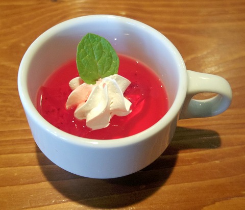 千葉県八街市八街にあるカフェ「カフェ＆ダイニング シーズニングテーブル　CAFE & DINING SEASONING Table」ふわっ！とろっ！オムライスのセット