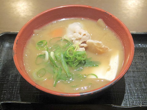 茨城県守谷市中央３丁目にある「吉野家 TX守谷駅店」牛皿特盛、豚汁、卵