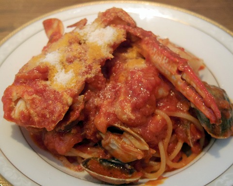 埼玉県越谷市流通団地にあるイタリアンの「オルタッジョ　ORTAGGIO」魚介たっぷりトマトソース