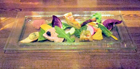 埼玉県越谷市千間台東1丁目にある鉄板ビストロの「la planche ラ・プランシュ」前菜 埼玉県越谷市千間台東1丁目にある鉄板ビストロの「la planche ラ・プランシュ」前菜