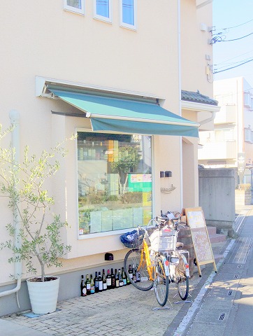 埼玉県さいたま市中央区下落合にあるイタリア料理のお店「アクアコッタ　aqua cotta」外観