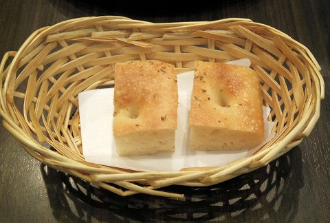 埼玉県さいたま市中央区下落合にあるイタリア料理のお店「アクアコッタ　aqua cotta」外観