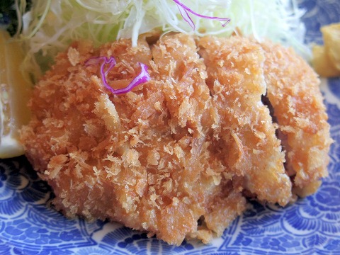 茨城県ひたちなか市馬渡にあるとんかつ店「とんかつ とん竹」上ヒレかつ定食