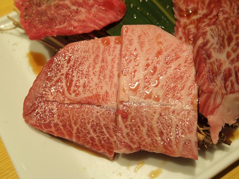 埼玉県越谷市北越谷２丁目にある焼肉店「肉亭　ナカムラ」贅沢A5ランチ