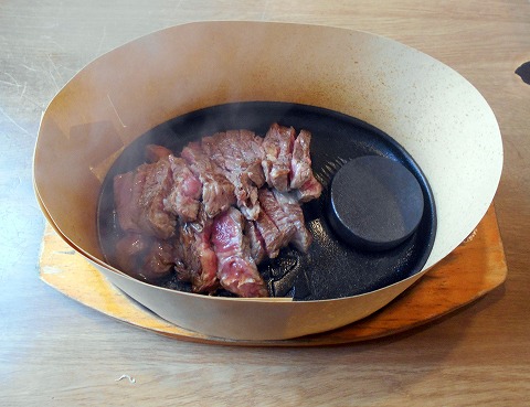 埼玉県春日部市大沼2丁目にあるステーキ、ハンバーグの「ステーキのどん 春日部店」激アツステーキ 埼玉県春日部市大沼2丁目にあるステーキ、ハンバーグの「ステーキのどん 春日部店」激アツステーキ