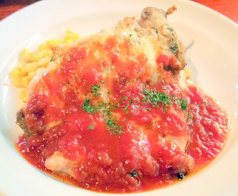 神奈川県横浜市中区本牧和田にあるシーフードの「レッドロブスター Red Lobster 新本牧店」チキンミラネーズ 神奈川県横浜市中区本牧和田にあるシーフードの「レッドロブスター Red Lobster 新本牧店」チキンミラネーズ
