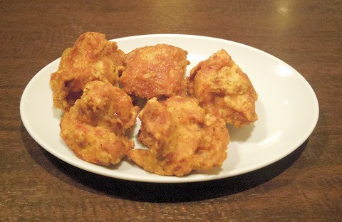 f:id:morigen1:20200530180423j:plain 神奈川県横浜市中区本牧原にある中華料理店「創造中華 華星」鶏肉唐揚げ