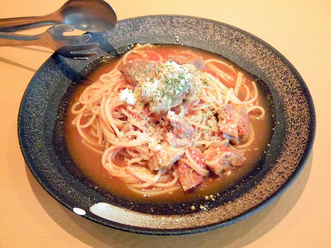 埼玉県蓮田市関山２丁目にあるイタリア料理のお店「リストランテ クワトロ・フォリオ　　QUATTRO FOGLIO」トロ～リ煮込んだ豚肉のトマトソース