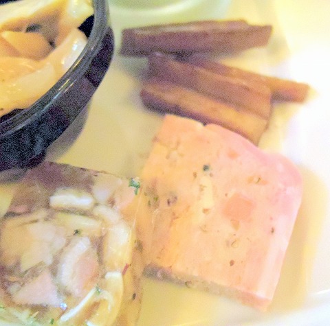 埼玉県蓮田市東4丁目にあるイタリア料理のお店「トラットリア ナトゥーラ　TRATTORIA NATURA 」おまかせ前菜盛合わせ