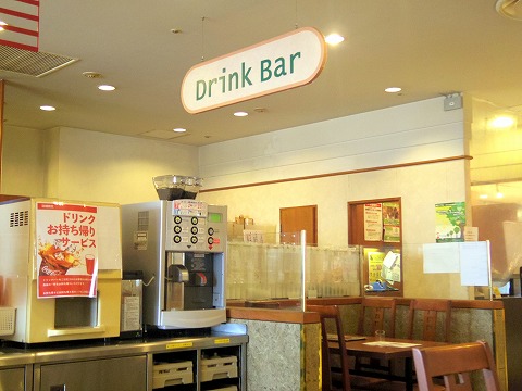 埼玉県草加市高砂２丁目にある中華料理店「China Fan　チャイナファン」店内