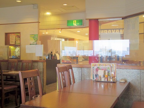 埼玉県草加市高砂２丁目にある中華料理店「China Fan　チャイナファン」店内