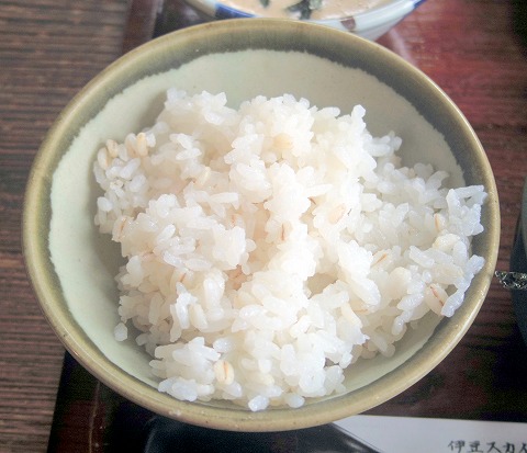 静岡県伊豆市冷川にある田舎料理のお店「峠の茶屋」そばめし