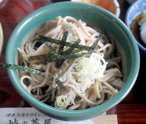 静岡県伊豆市冷川にある田舎料理のお店「峠の茶屋」そばめし