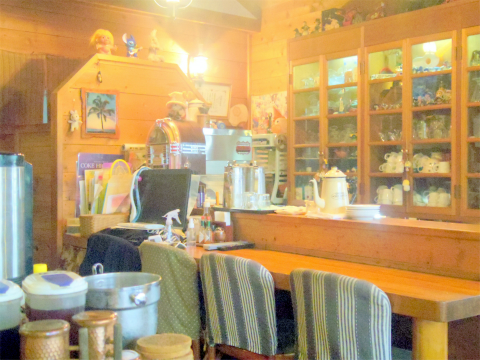 茨城県ひたちなか市相金町にある洋食店「GRILL  I    グリルアイ」店内