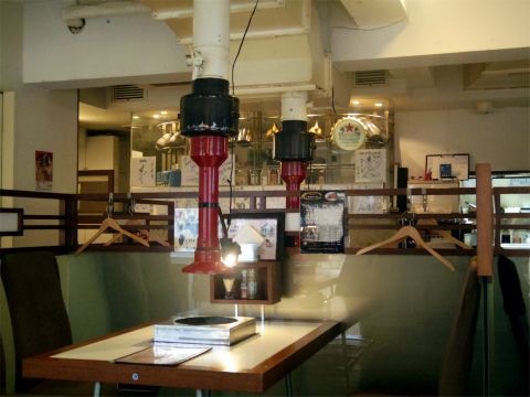 神奈川県横浜市中区元町１丁目にある焼肉店 「焼肉牛三郎　横浜元町店」店内