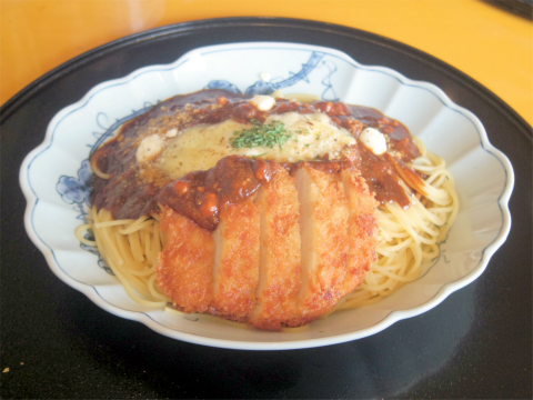埼玉県さいたま市岩槻区南平野２丁目にある「洋麺屋五右衛門　東岩槻店」3種チーズのとんかつミートソース