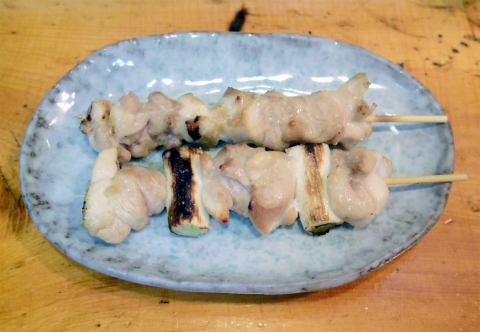 神奈川県横浜市中区小浜町３丁目にある焼鳥店「きくや」上肉とねぎ肉