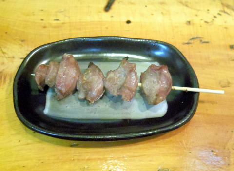 神奈川県横浜市中区小浜町３丁目にある焼鳥店「きくや」砂肝
