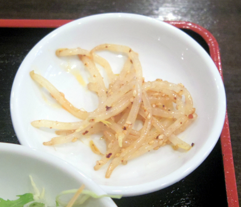 東京都江戸川区南篠崎町３丁目にある中華料理「木蓮」八宝菜定食