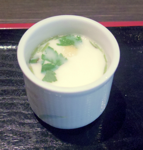 茨城県稲敷市西代にある寿司店「まいど」市場の海鮮丼御膳