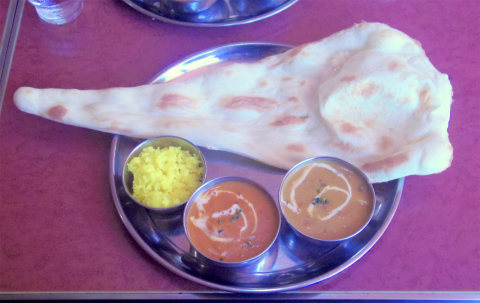 神奈川県横浜市中区本牧間門にあるカレー、インド料理のお店「ダルパン」Cセット