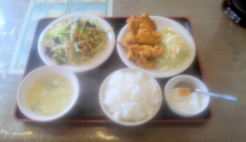 埼玉県越谷市小曽川にある中華料理店「金再来」よくばり定食