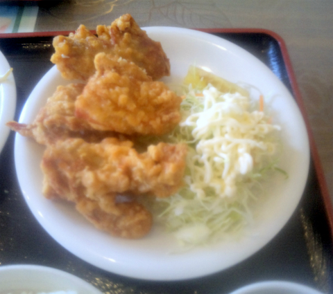 埼玉県越谷市小曽川にある中華料理店「金再来」よくばり定食
