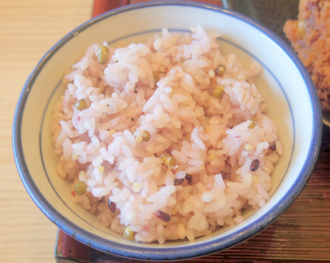 千葉県野田市堤台にあるとんかつ店「かつ敏　野田店」三元豚ロースランチ　特上　2010円（+税）ドリンク付