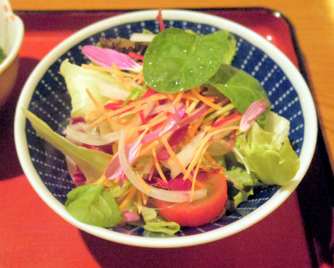 神奈川県横浜市中区住吉町４丁目にある 「横浜瀬里奈　浪漫茶屋」浪漫膳