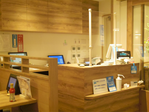 東京都練馬区光が丘2丁目にある「天ぷらと寿司sakura 光が丘店」店内