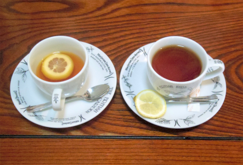 埼玉県さいたま市岩槻区城南５丁目にあるイタリアンのお店「ベンケイ　Benkei」ホットレモンティー