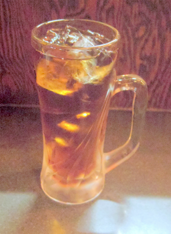 茨城県土浦市桜町１丁目にある居酒屋「酒とめし  炭吉次郎」ウーロン茶