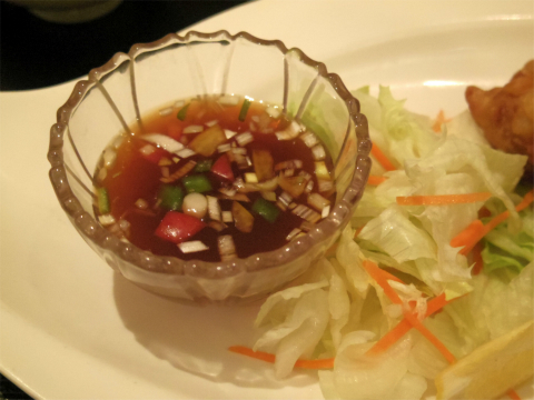 埼玉県さいたま市緑区美園５丁目にある中華料理店「中華ダイニング 春菜」若鶏の唐揚げセット